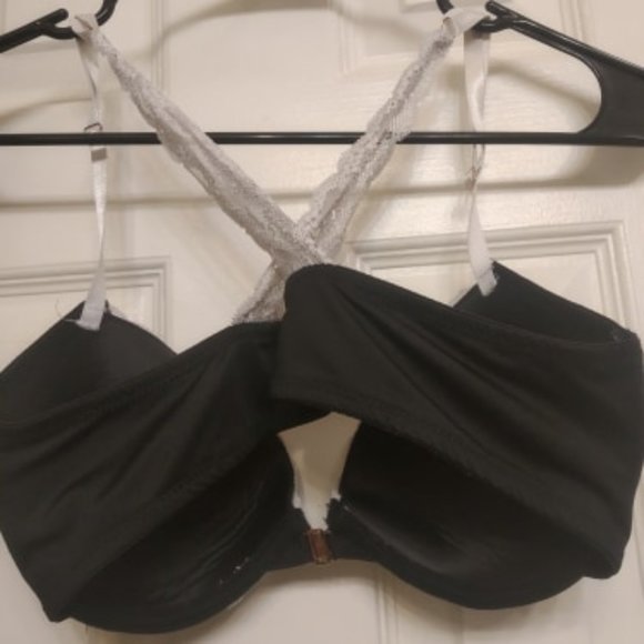 Marilyn Monroe Lace Front-Closure Cross-back Bra - Picture 2 of 6